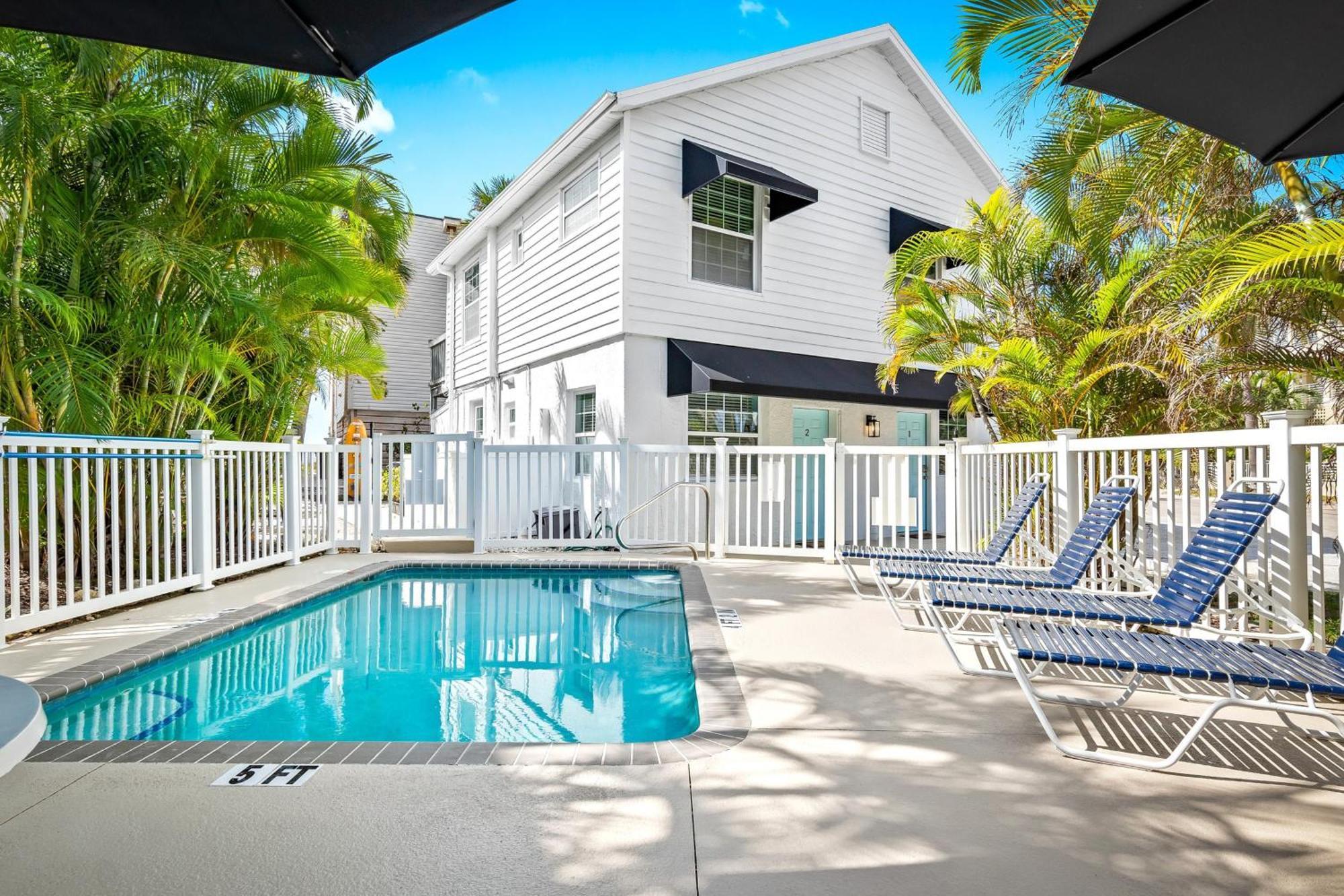 Parrot Beach Cottages Siesta Key Quarto foto